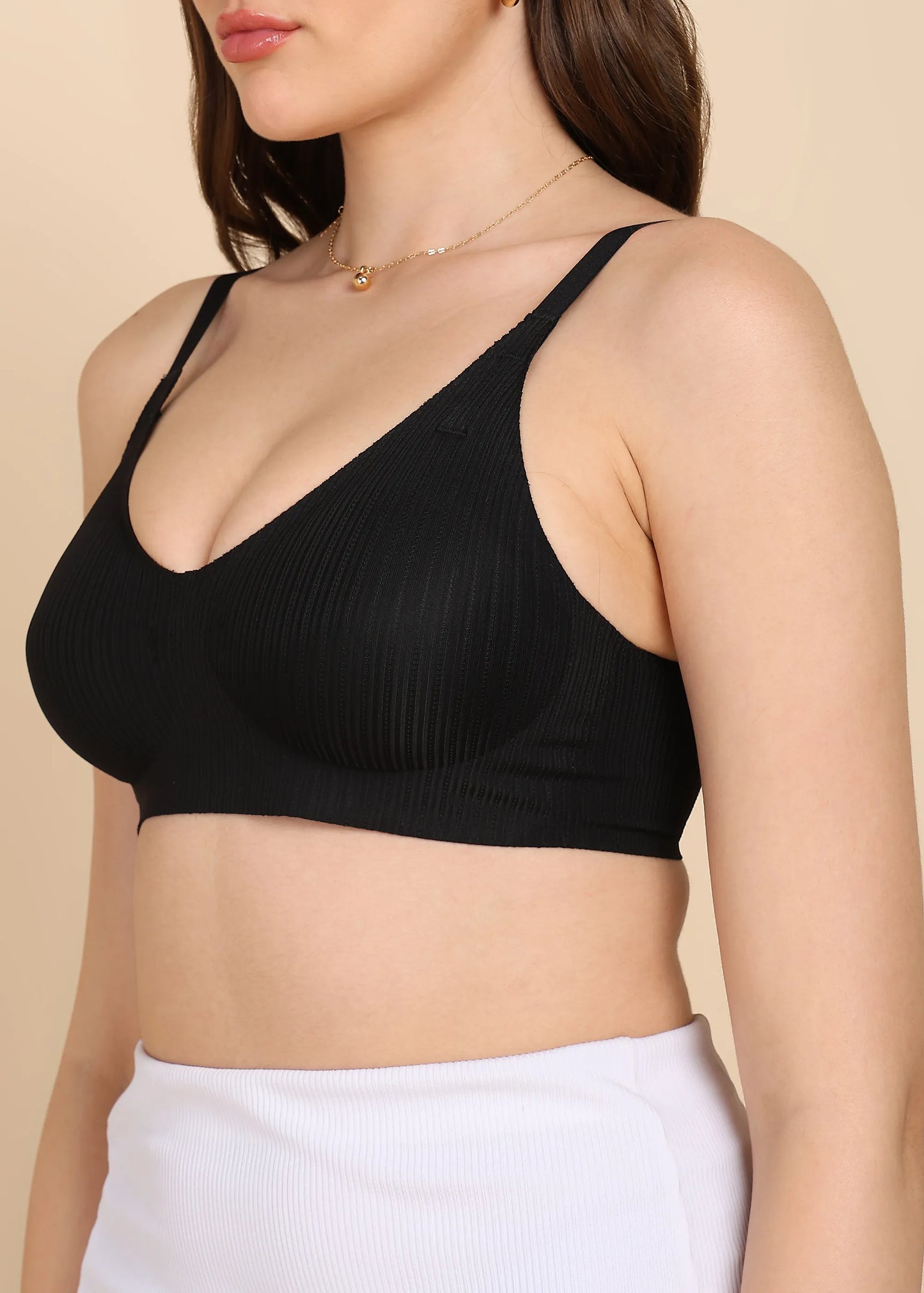 Bonded Designer Fabric Padded Seamless Bra (SB-998)
